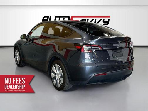 Black 2024 Tesla Model Y Long Range