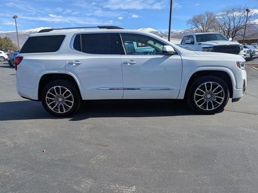 2020 GMC Acadia Denali