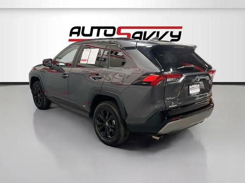 2024 Toyota RAV4 Hybrid SE