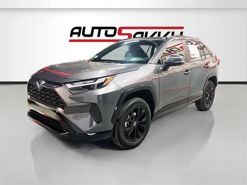 2024 Toyota RAV4 Hybrid SE