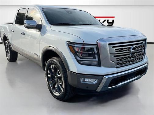 2024 Nissan Titan Platinum Reserve