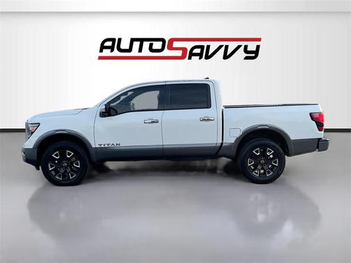 2024 Nissan Titan Platinum Reserve