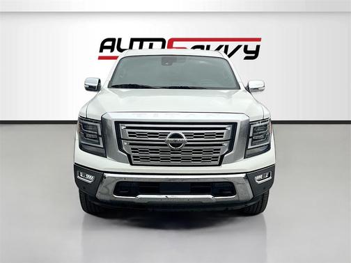 2024 Nissan Titan Platinum Reserve