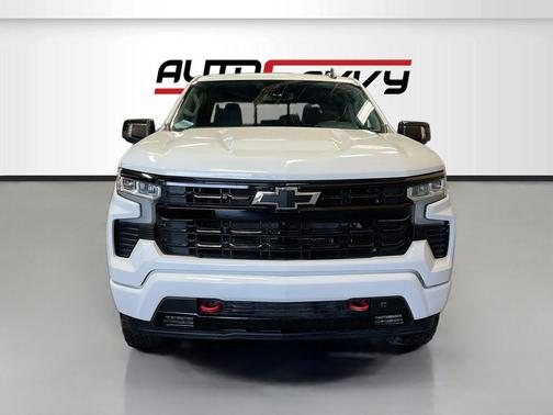 Summit White 2023 Chevrolet Silverado 1500 LT Trail Boss