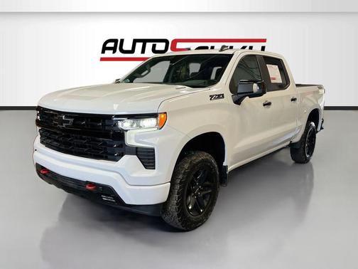 Summit White 2023 Chevrolet Silverado 1500 LT Trail Boss