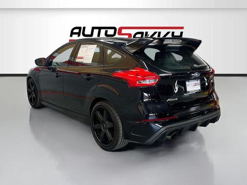 Shadow Black 2017 Ford Focus RS Base