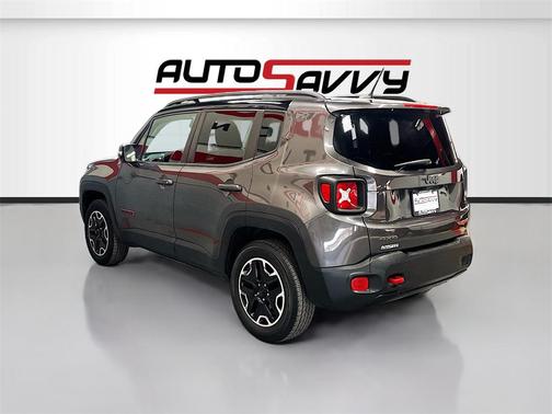 2016 Jeep Renegade Trailhawk