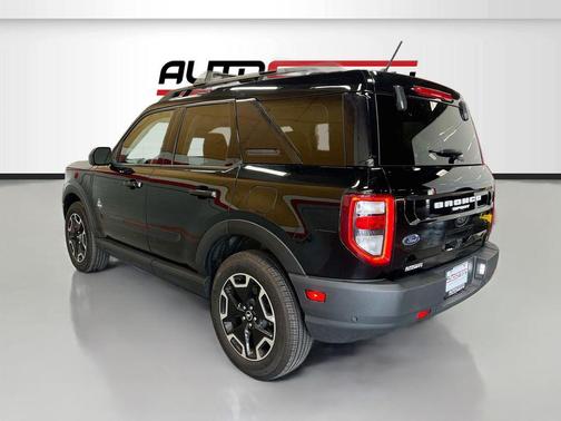 Shadow Black 2024 Ford Bronco Sport Outer Banks