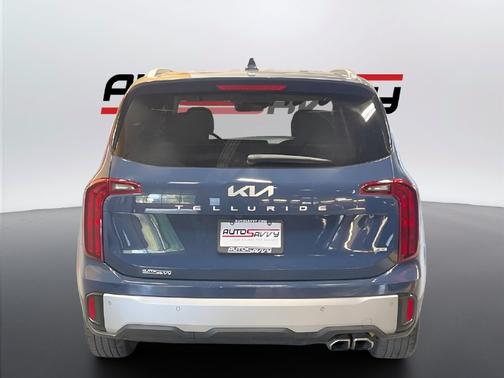 Midnight Lake Blue 2023 Kia Telluride S