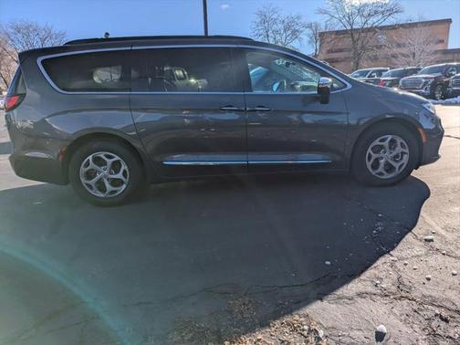 2023 Chrysler Pacifica Limited