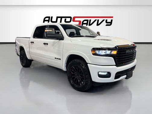 Bright White Clearcoat 2025 RAM 1500 Laramie