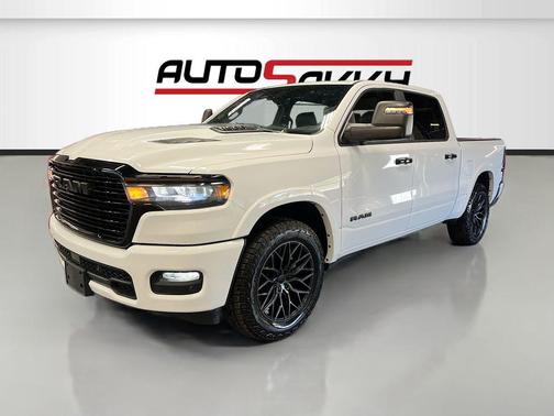 Bright White Clearcoat 2025 RAM 1500 Laramie