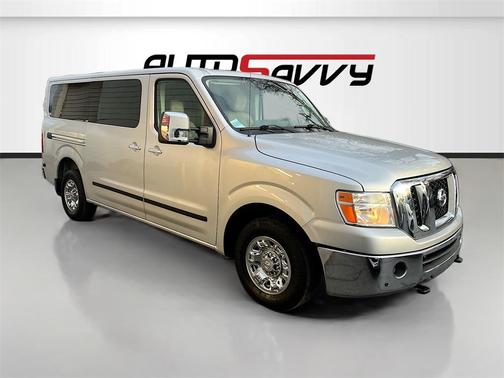 2019 Nissan NV Passenger NV3500 HD SL V8