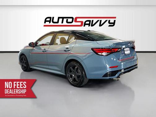 Atlantic Gray/Super Black 2025 Nissan Sentra SR
