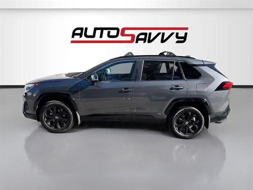 2024 Toyota RAV4 Hybrid SE