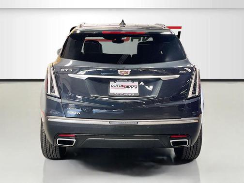 Wilder Metallic 2021 Cadillac XT5 Sport