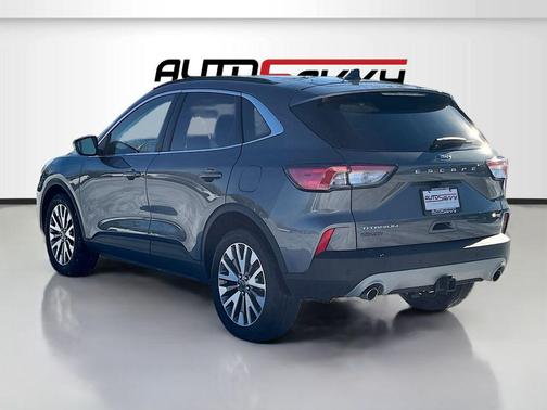 Carbonized Gray Metallic 2022 Ford Escape Titanium