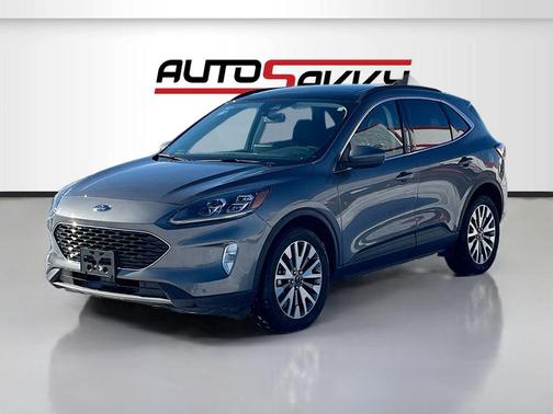 Carbonized Gray Metallic 2022 Ford Escape Titanium