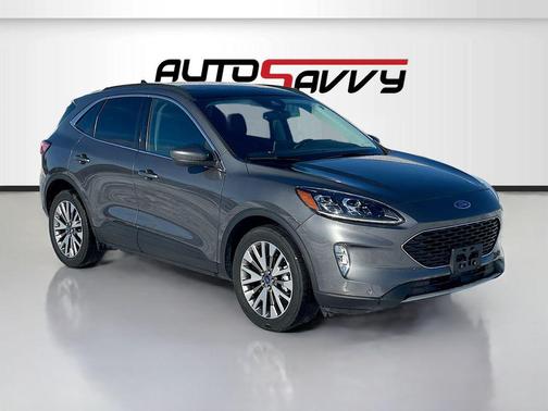 Carbonized Gray Metallic 2022 Ford Escape Titanium