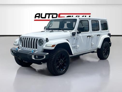 Bright White Clearcoat 2023 Jeep Wrangler Sahara 4xe