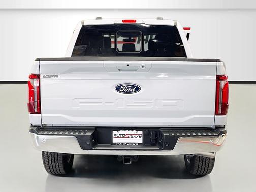 White Metallic 2025 Ford F-150 Lariat
