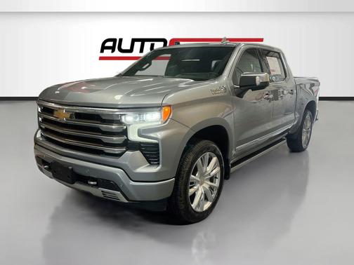 Sterling Gray Metallic 2025 Chevrolet Silverado 1500 High Country