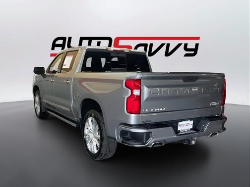 Sterling Gray Metallic 2025 Chevrolet Silverado 1500 High Country