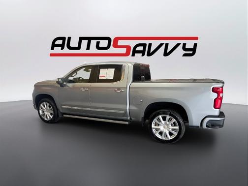 Sterling Gray Metallic 2025 Chevrolet Silverado 1500 High Country