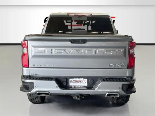 Sterling Gray Metallic 2025 Chevrolet Silverado 1500 High Country