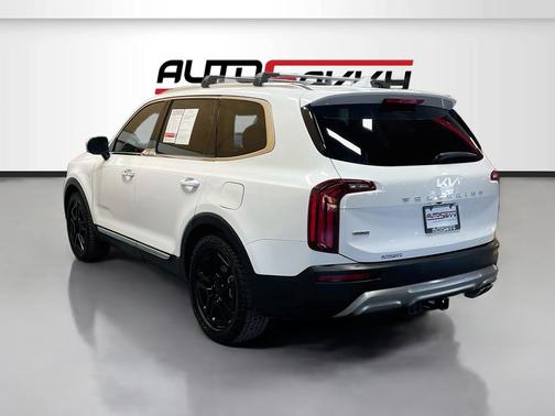 Glacial White Pearl 2022 Kia Telluride SX