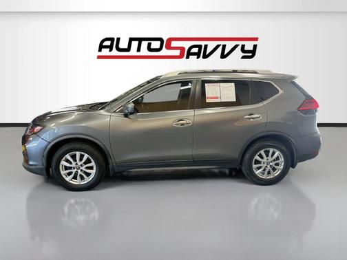 Gun Metallic 2017 Nissan Rogue SV