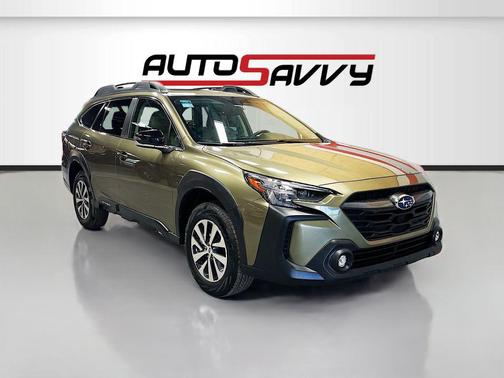 Autumn Green Metallic 2025 Subaru Outback Premium