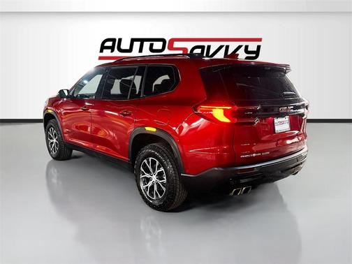 2024 GMC Acadia AWD AT4