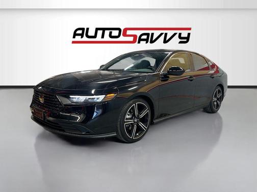 Crystal Black Pearl 2024 Honda Accord Hybrid Sport