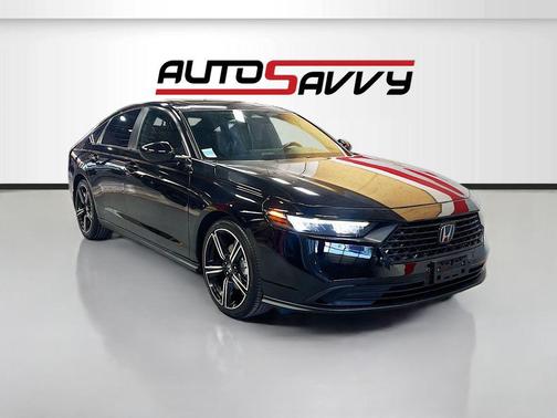 Crystal Black Pearl 2024 Honda Accord Hybrid Sport