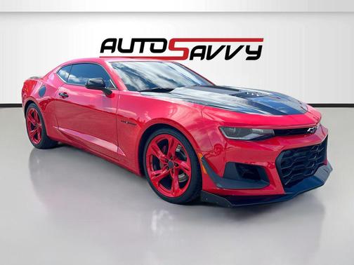 Red Hot 2018 Chevrolet Camaro 2SS