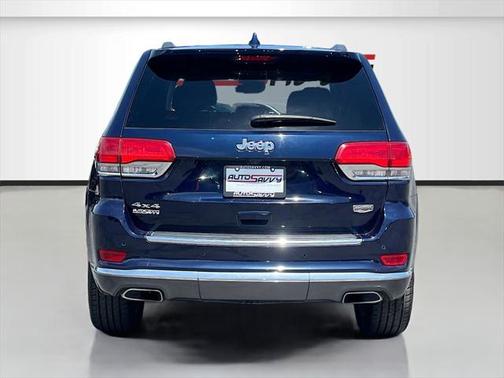 2018 Jeep Grand Cherokee Summit