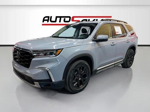 Gray 2025 Honda Pilot Touring 8-Passenger