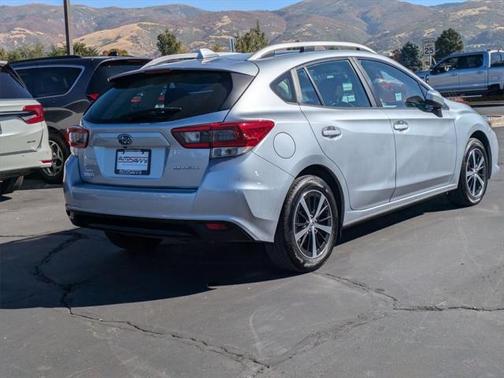 2023 Subaru Impreza Premium