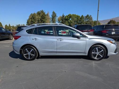 2023 Subaru Impreza Premium