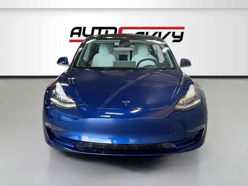 Deep Blue Metallic 2020 Tesla Model 3 Long Range
