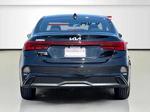 2023 Kia Forte LX
