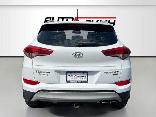 2017 Hyundai TUCSON Sport