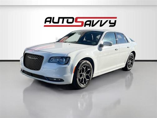 2022 Chrysler 300 Touring