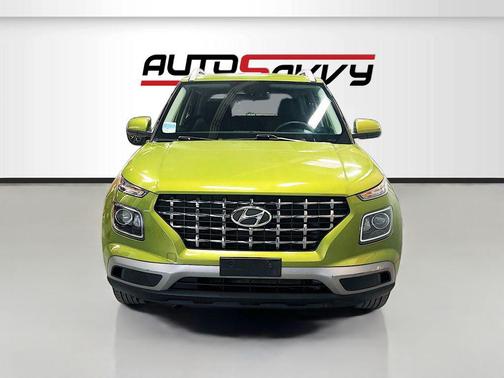 2022 Hyundai VENUE SEL