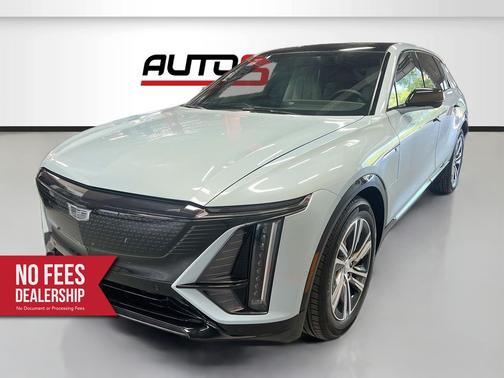 Nimbus Metallic 2025 Cadillac LYRIQ Sport