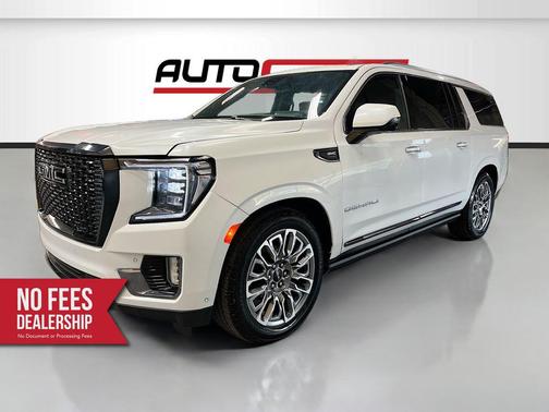 White Frost Tricoat 2023 GMC Yukon XL Denali Ultimate