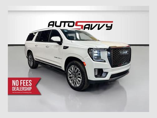 White Frost Tricoat 2023 GMC Yukon XL Denali Ultimate