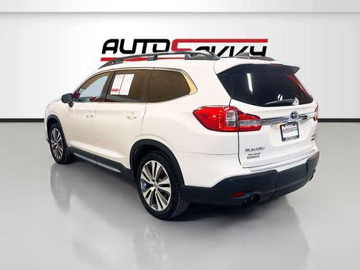 Crystal White Pearl 2020 Subaru Ascent Limited 8-Passenger