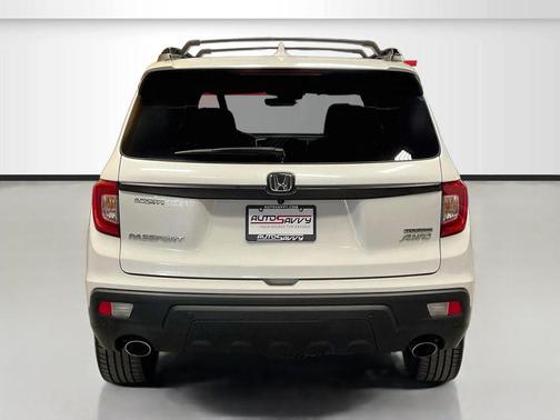 Platinum White Pearl 2020 Honda Passport AWD Touring